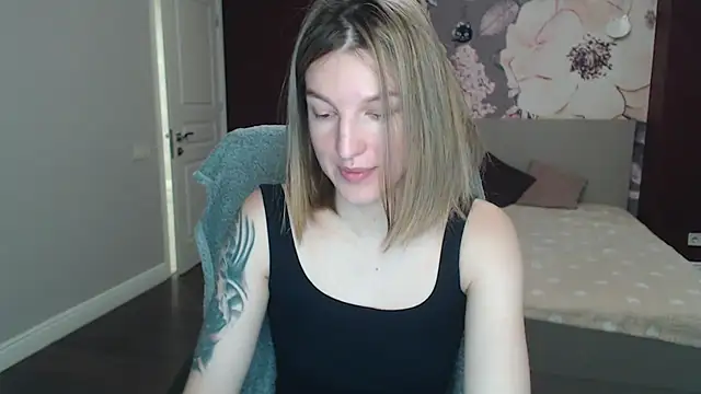 EmilyWalkeri online show from 01.29.25