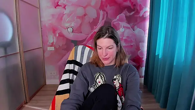 EmilyWalkeri online show from 03.21.25