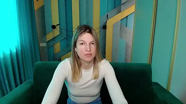 EmilyWalkeri online show from 03.12.26