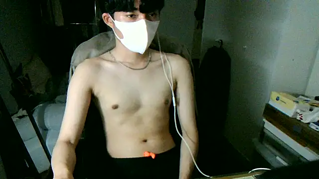 Snapshot of max5388 chatting on 05.24.26 max5388 online show from 05.24.26