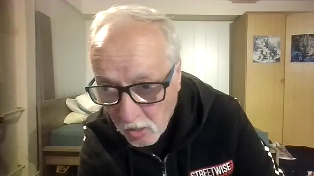 Snapshot of Sammy1660 chatting on 09.21.25 Sammy1660 online show from 09.21.25