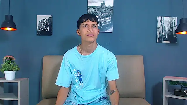 Snapshot of Levis_Montes chatting on 01.06.25 Levis Montes online show from 01.06.25