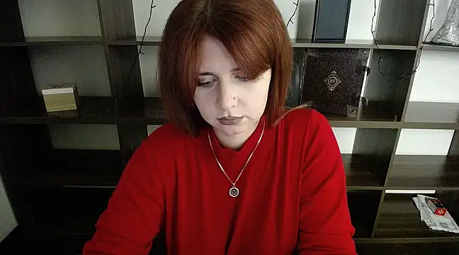 Snapshot of Lizzy_Love chatting on 12.14.24 Lizzy Love online show from 12.14.24