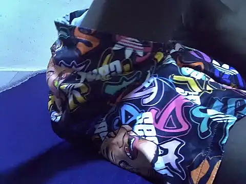 Snapshot of KING_SQUIRT chatting on 09.11.25 KING SQUIRT online show from 09.11.25