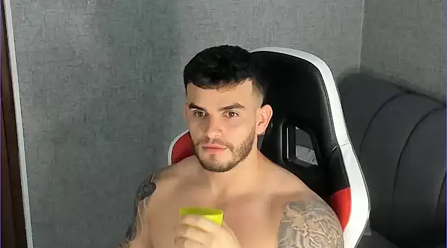 Ricardogo19 online show from 03.10.25