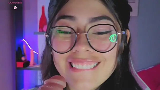 LoaLuxury online show from 02.22.26