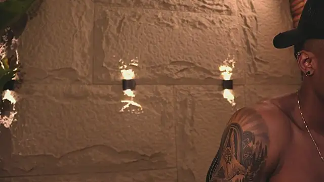 Snapshot of Logan_Varela chatting on 03.05.25 Logan Varela online show from 03.05.25