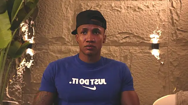 Snapshot of Logan_Varela chatting on 03.21.25 Logan Varela online show from 03.21.25