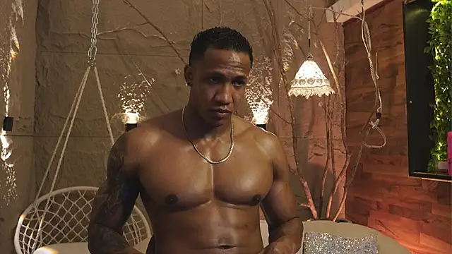 Snapshot of Logan_Varela chatting on 09.15.25 Logan Varela online show from 09.15.25