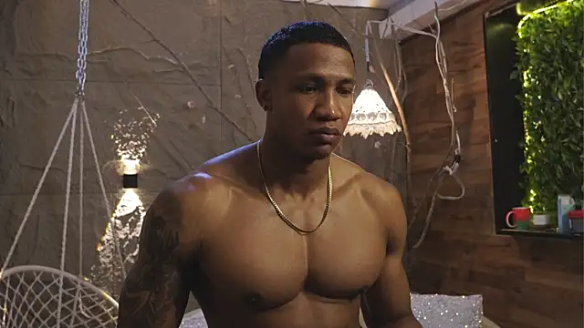 Snapshot of Logan_Varela chatting on 09.17.25 Logan Varela online show from 09.17.25