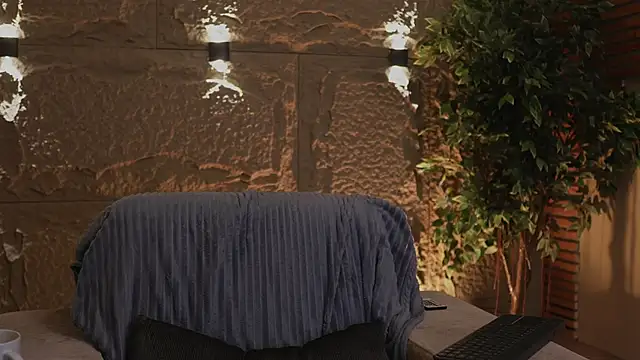 Snapshot of Logan_Varela chatting on 10.09.25 Logan Varela online show from 10.09.25