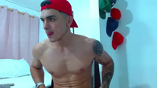 Big ValentinHunk online show from 02.26.25