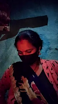 Snapshot of Hey_Ziya chatting on 12.05.24 Hey Ziya online show from 12.05.24