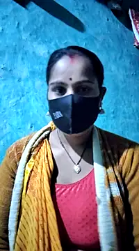 Snapshot of Hey_Ziya chatting on 12.08.24 Hey Ziya online show from 12.08.24