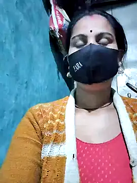 Snapshot of Hey_Ziya chatting on 12.08.24 Hey Ziya online show from 12.08.24