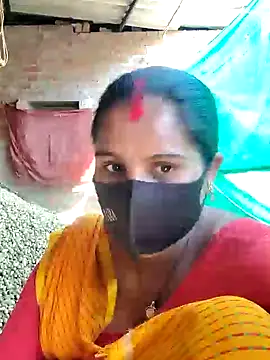 Snapshot of Hey_Ziya chatting on 12.12.24 Hey Ziya online show from 12.12.24