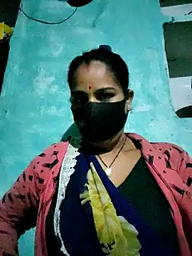 Snapshot of Hey_Ziya chatting on 12.17.24 Hey Ziya online show from 12.17.24