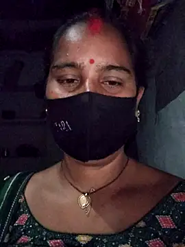 Snapshot of Hey_Ziya chatting on 09.12.25 Hey Ziya online show from 09.12.25