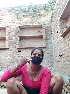 Snapshot of Hey_Ziya chatting on 11.11.25 Hey Ziya online show from 11.11.25