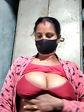 Snapshot of Hey_Ziya chatting on 11.13.25 Hey Ziya online show from 11.13.25