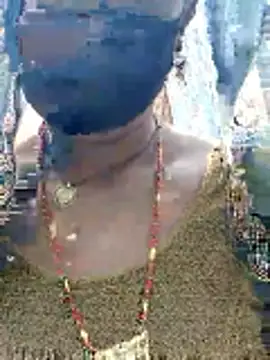 Snapshot of Hey_Ziya chatting on 11.20.25 Hey Ziya online show from 11.20.25