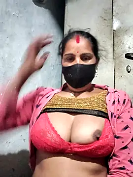 Snapshot of Hey_Ziya chatting on 11.21.25 Hey Ziya online show from 11.21.25