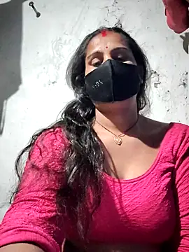 Snapshot of Hey_Ziya chatting on 11.22.25 Hey Ziya online show from 11.22.25