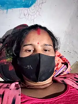 Snapshot of Hey_Ziya chatting on 11.25.25 Hey Ziya online show from 11.25.25