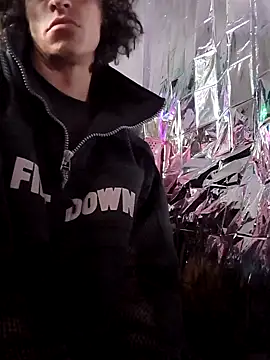 gurlnips online show from 03.05.25