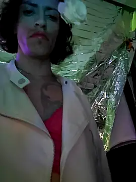 gurlnips online show from 03.21.25