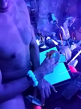 gurlnips online show from 03.26.26