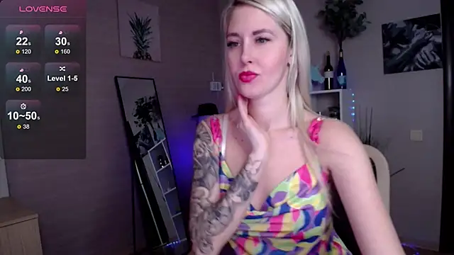 Snapshot of Mermaid_N chatting on 03.17.25 Mermaid N online show from 03.17.25