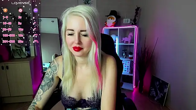 Snapshot of Mermaid_N chatting on 04.02.26 Mermaid N online show from 04.02.26