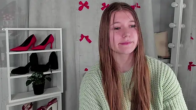 Rebecca Kelly online show from 01.18.25