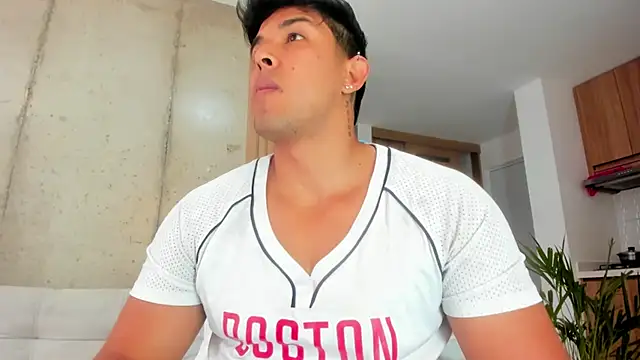 Snapshot of Alan_greek_1 chatting on 03.10.25 Alan greek 1 online show from 03.10.25