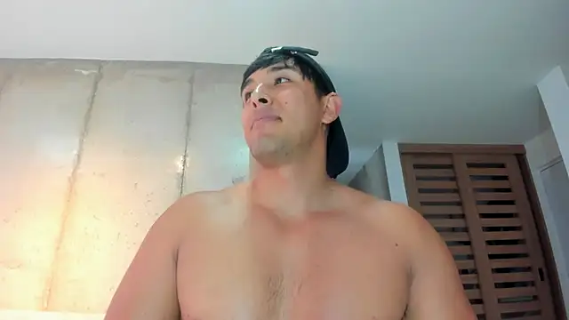 Snapshot of Alan_greek_1 chatting on 03.18.25 Alan greek 1 online show from 03.18.25