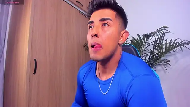 Snapshot of Alan_greek_1 chatting on 10.11.25 Alan greek 1 online show from 10.11.25