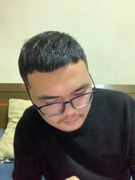 lililiwuwuwu online show from 12.08.24