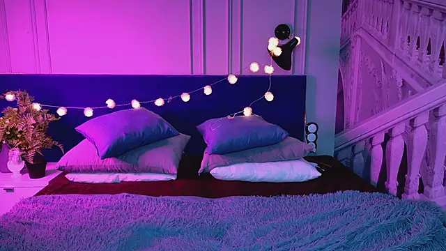 Snapshot of Liv_Fay chatting on 03.07.25 Liv Fay online show from 03.07.25