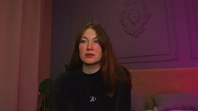 Snapshot of Liv_Fay chatting on 09.25.25 Liv Fay online show from 09.25.25