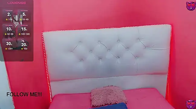 Snapshot of alexa-xxx- chatting on 01.27.25 alexa-xxx- online show from 01.27.25