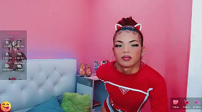 Snapshot of alexa-xxx- chatting on 02.08.25 alexa-xxx- online show from 02.08.25