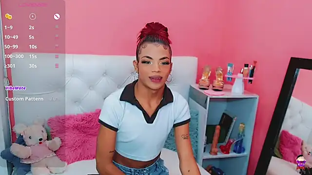 Snapshot of alexa-xxx- chatting on 02.19.25 alexa-xxx- online show from 02.19.25