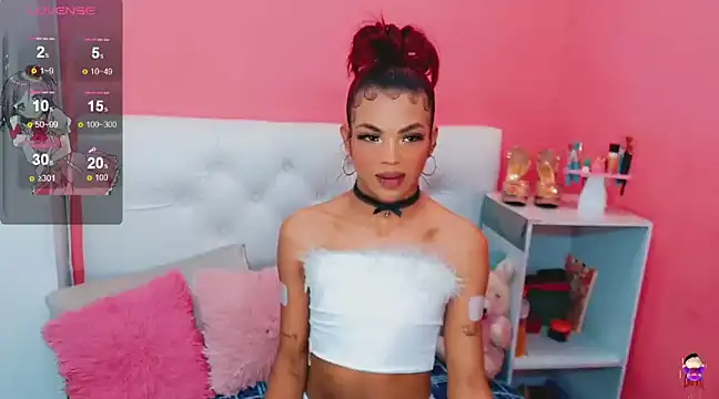 Snapshot of alexa-xxx- chatting on 03.11.25 alexa-xxx- online show from 03.11.25