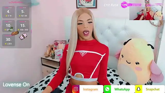 Snapshot of alexa-xxx- chatting on 09.27.25 alexa-xxx- online show from 09.27.25