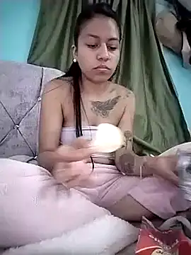 Snapshot of Tiphanydirty3 chatting on 02.21.25 Tiphanydirty3 online show from 02.21.25