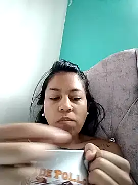 Snapshot of Tiphanydirty3 chatting on 02.21.25 Tiphanydirty3 online show from 02.21.25