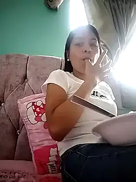 Snapshot of Tiphanydirty3 chatting on 02.24.25 Tiphanydirty3 online show from 02.24.25