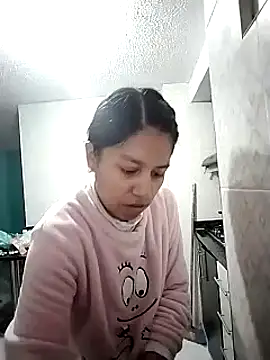 Snapshot of Tiphanydirty3 chatting on 02.27.25 Tiphanydirty3 online show from 02.27.25