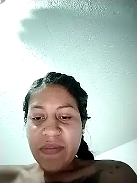 Snapshot of Tiphanydirty3 chatting on 03.01.25 Tiphanydirty3 online show from 03.01.25